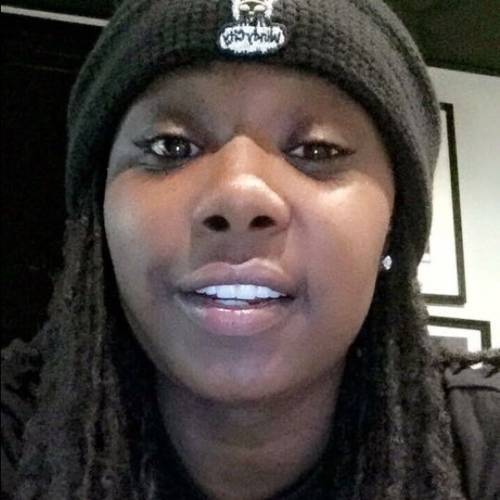 Meet your Posher, Sarae